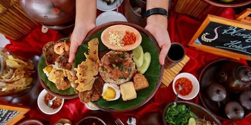 Kuliner Dekat Desa Penari Makanan di Banyuwangi & Yogyakarta