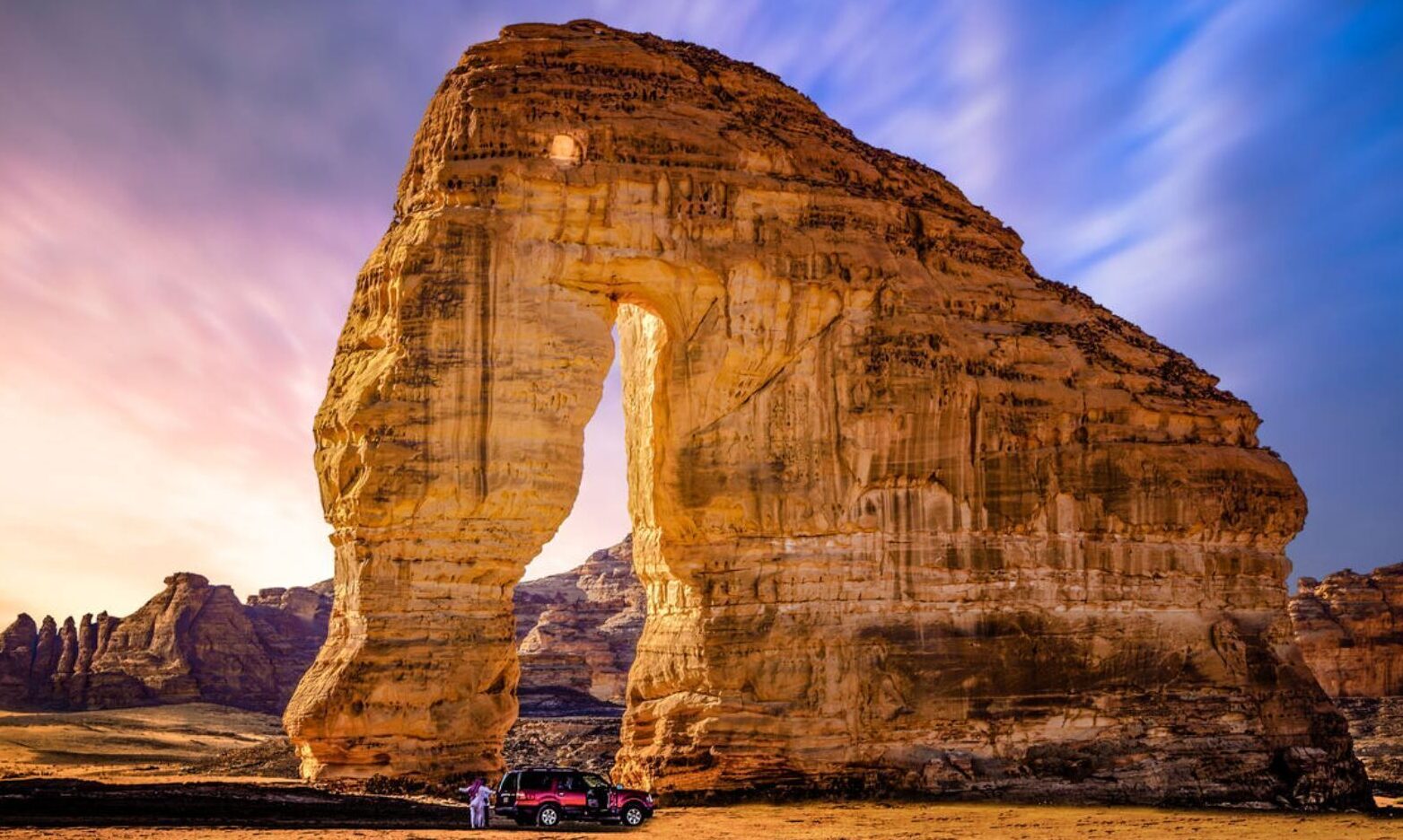 Eksplor Sunset di Elephant Rock, Ikon Al Ula yang Unik