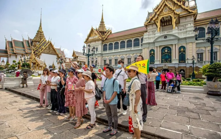 Jumlah Turis China Menurun, Thailand Alami Krisis Wisatawan