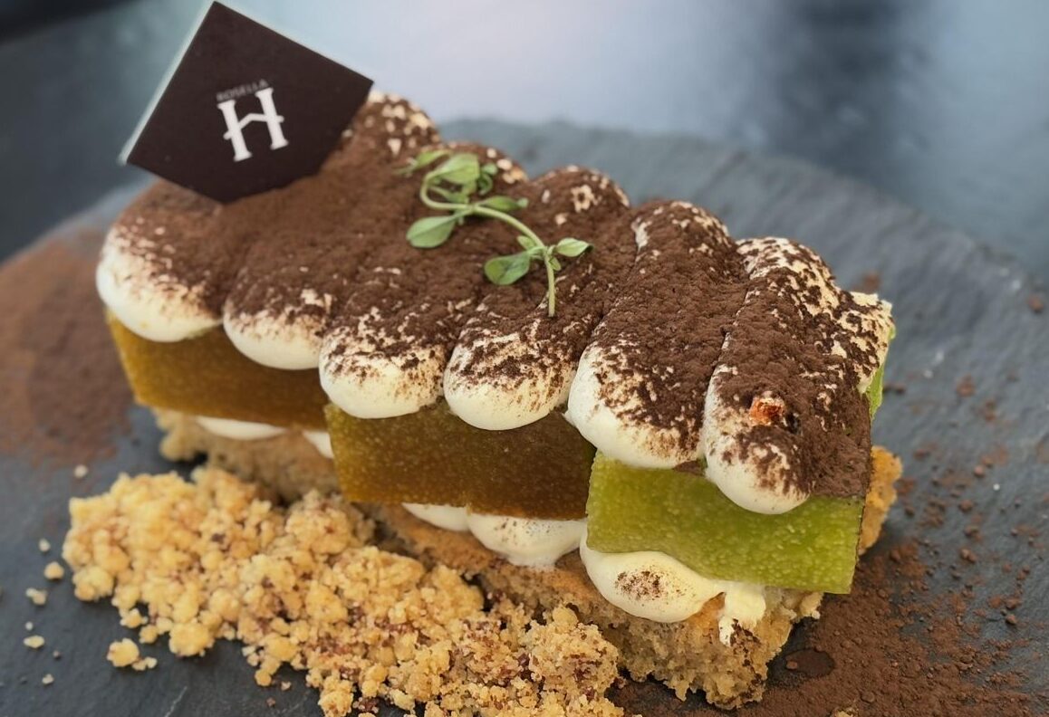 Bikamisu Kreasi Bika Ambon dengan Sentuhan Tiramisu