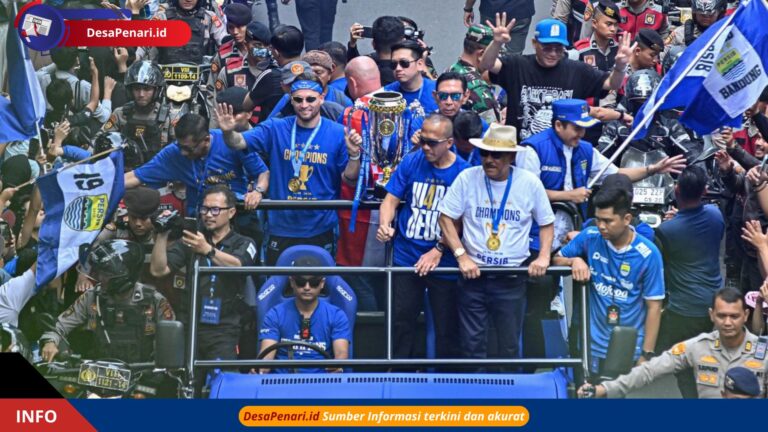 Persib Juara! Trofi Liga 1 Kembali ke Bandung dalam Pesta Rakyat Meriah