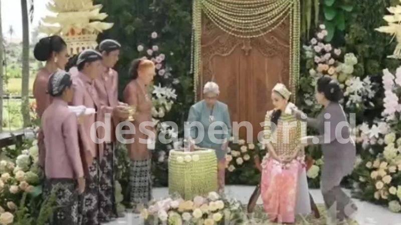 Maxime Bouttier Lakukan Tradisi Sungkeman Penuh Haru Jelang Pernikahan dengan Luna Maya