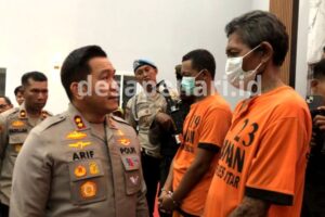 Preman Residivis Cabuli Anak. Satreskrim Polres Blitar mengamankan ES alias Pentol (48), preman residivis kasus penganiayaan yang diduga mencabuli anak angkatnya