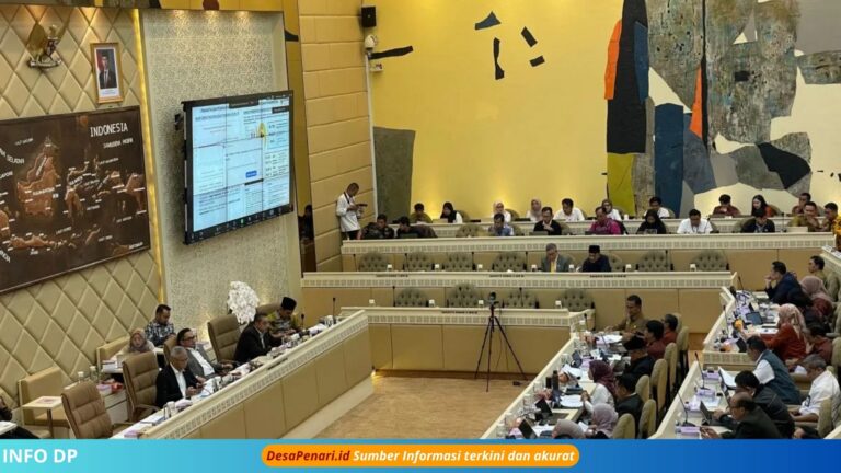 Komisi II DPR Bahas Putusan MK Soal Pemilu Nasional & Daerah!