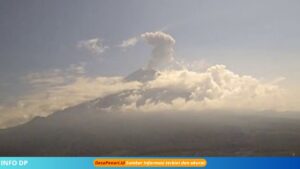 Gunung Semeru Erupsi Lagi Semburkan Abu Setinggi 1.000 Meter!