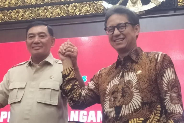 Menkes Minta Menhan Tempatkan Dokter TNI di RS Daerah Konflik