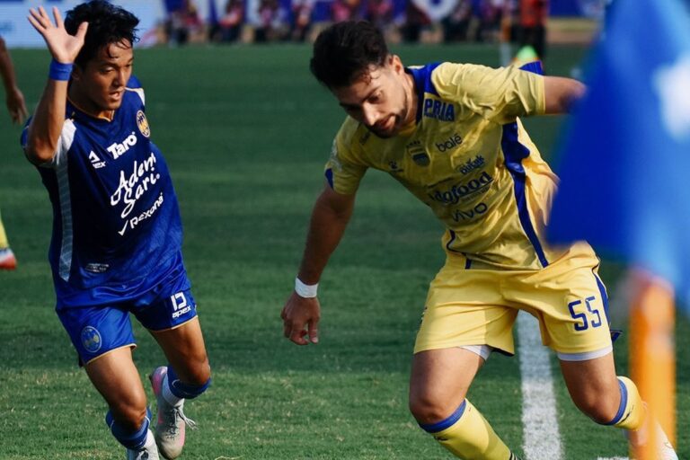 Drama Dua Penalti Gagal dan Mental Juara Persib di Kandang PSIM