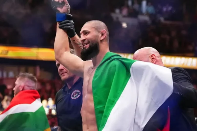 Khamzat Chimaev Raih Gelar Juara UFC!