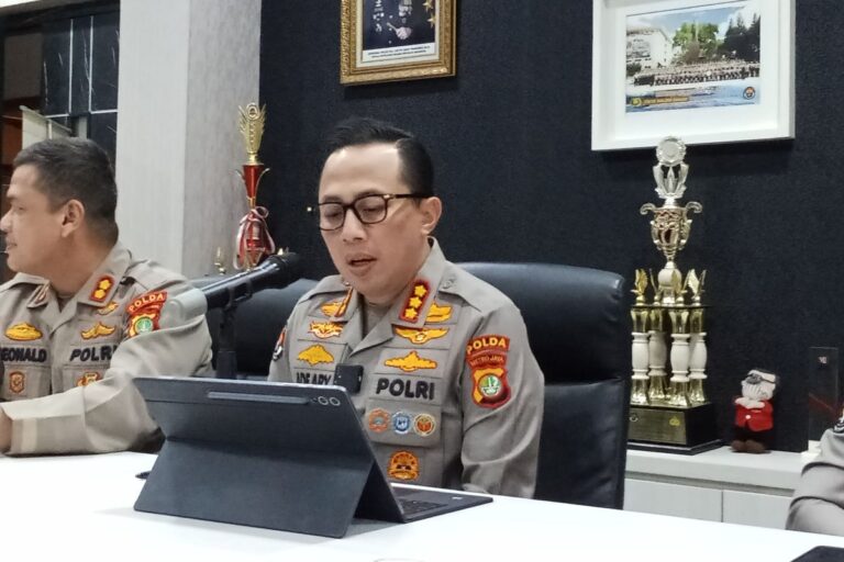 6 Admin Medsos Diringkus Usai Sebar Tutorial Bom Molotov dan Hasut Pelajar untuk Anarkis!