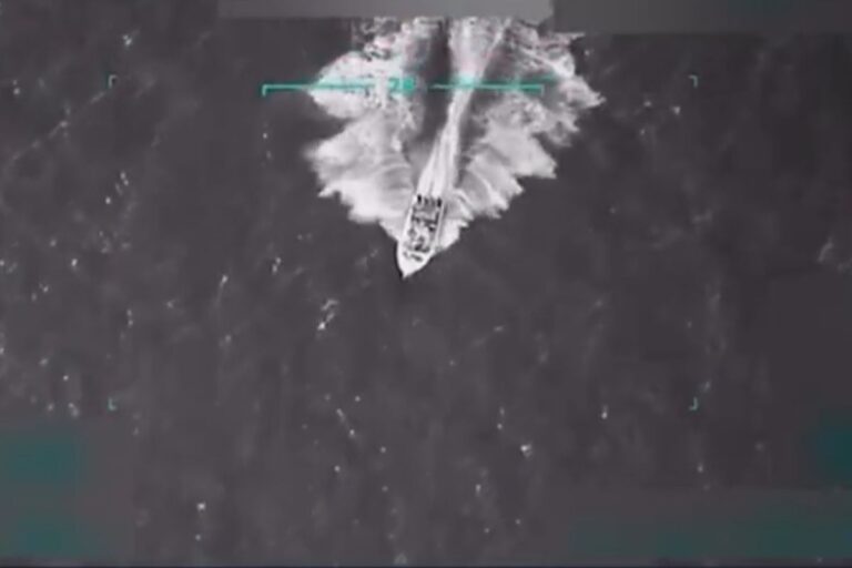 Trump Bom Speedboat Narkoba! Diduga Dikendalikan Langsung oleh Presiden Venezuela