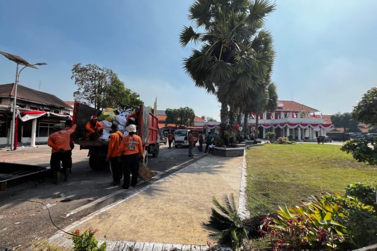 Polda Jatim Tuntaskan Kasus Grahadi, 9 Orang Jadi Tersangka Pembakaran