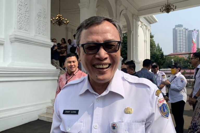 Viral Gaya Hidup Mewah, Sekretaris Lurah Petojo Selatan Akhirnya Ditangguhkan!