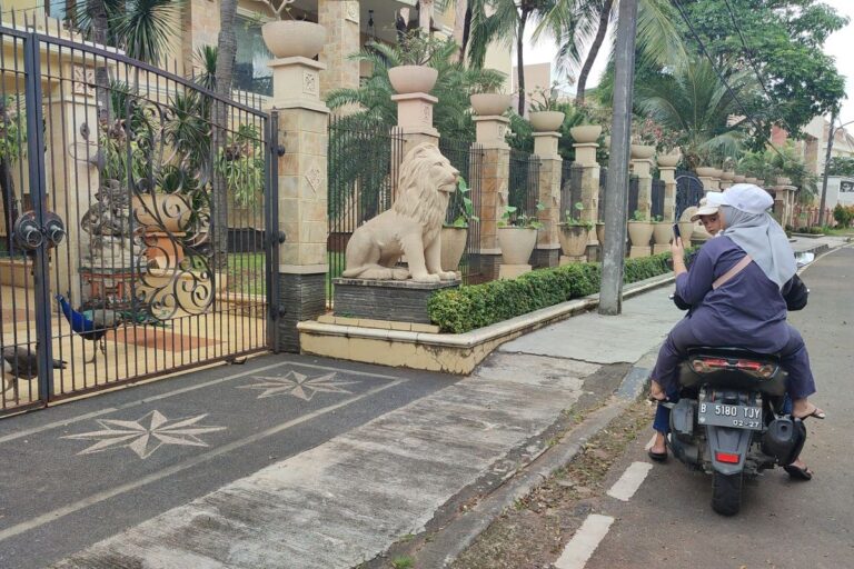Bamsoet Tegaskan Merak di Rumahnya Legal dan Berizin BKSDA