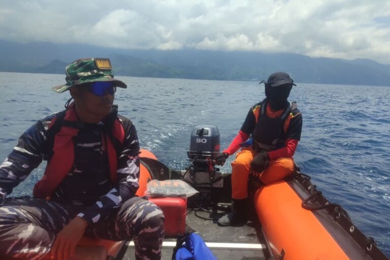 Nelayan Ende Hilang di Laut, Perahu Ditemukan dalam Kondisi Terbalik