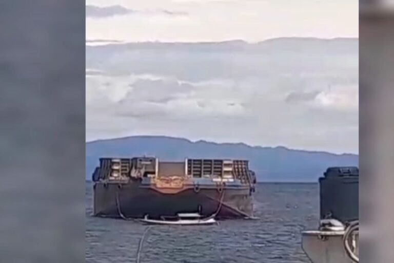 Dua Orang Hilang Usai Longboat Mereka Ditabrak Kapal Tongkang di Perairan Muna