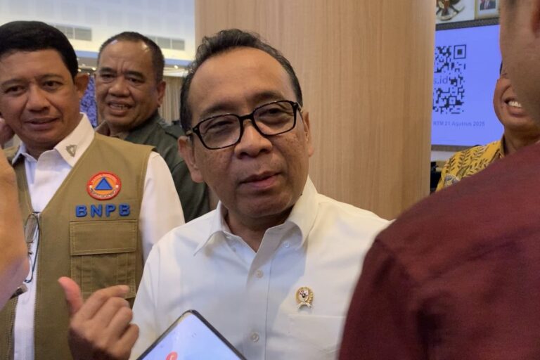 Prabowo Percepat Respons Darurat Banjir dan Perbaikan Infrastruktur di Wilayah Sumatera