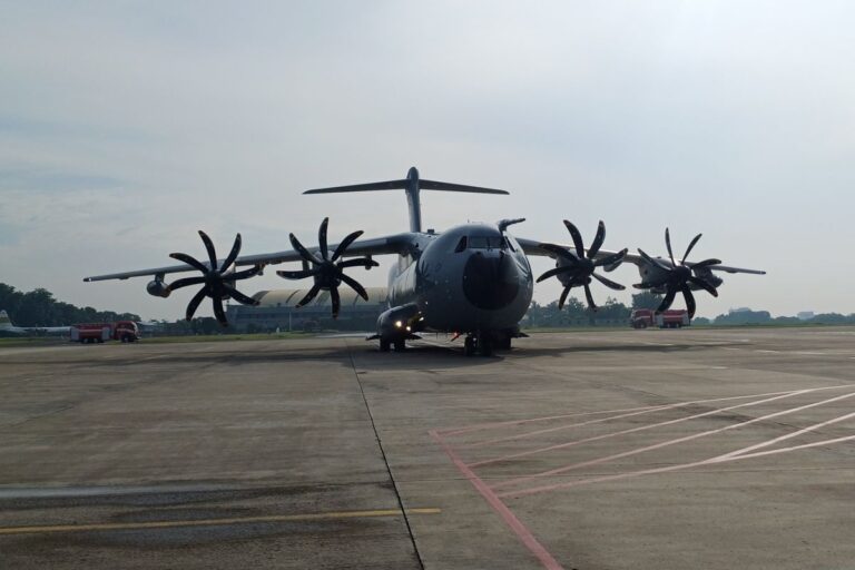 Momen Bersejarah: Pesawat Angkut Terbaru TNI AU, Airbus A400M, Telah Tiba di Indonesia