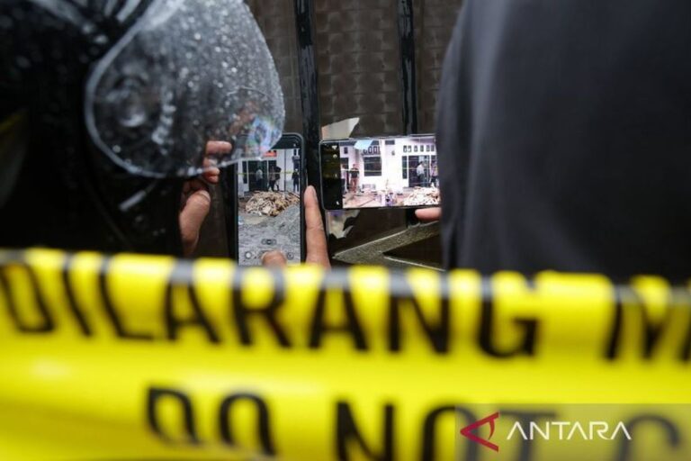 Buruh Bangunan Bunuh Istri Pegawai Pajak di Manokwari, Mayat Dikubur di Septic Tank