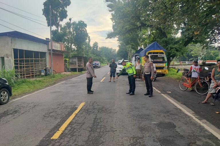 Kronologi Mengerikan di Jember, Meja Sisa Balap Liar Tewaskan Dua Orang di Jalan
