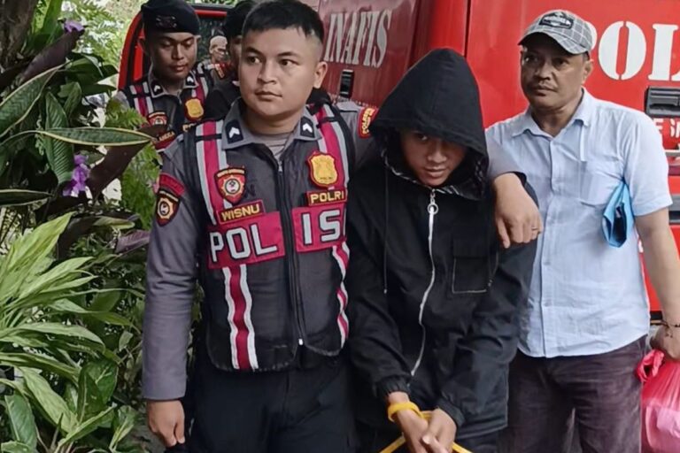 Dua Pekerja Ditangkap, Polisi Gerebek Pabrik Mie dan Kulit Pangsit Mengandung Tawas di Bogor