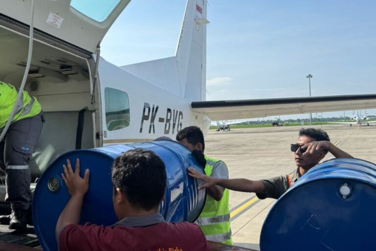 Tanggapi Bencana di Aceh, Pertamina Optimalkan Distribusi BBM Lewat Laut dan Udara