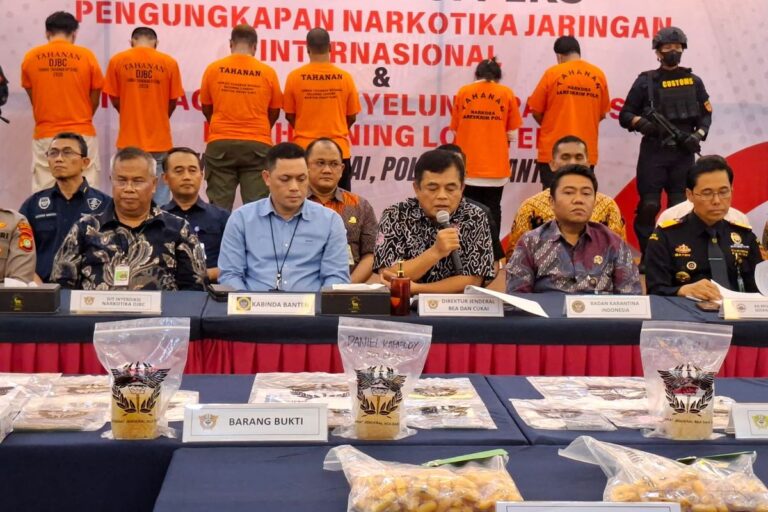 Penyelundupan Kapsul Berisi Sabu 1,6 Kg Digagalkan, Dua Warga Pakistan Ditahan