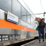 Penjualan Tiket Kereta Lebaran 2026 Tembus 1,3 Juta, KAI Buka Suara