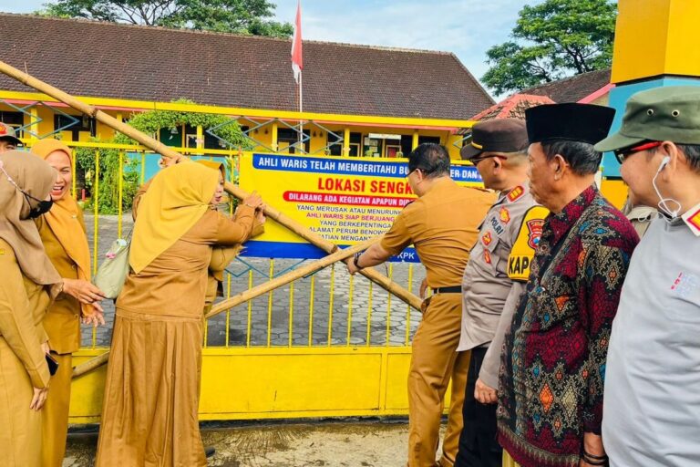 Sengketa Lahan Berujung Segel Bambu di SDN Pecoro 2, Aktivitas Belajar Sempat Terganggu