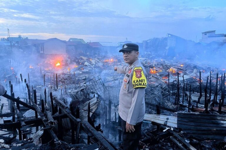 Kebakaran Landa Pemukiman Padat di Paser, 34 Rumah Hangus Akibat Percikan Petasan