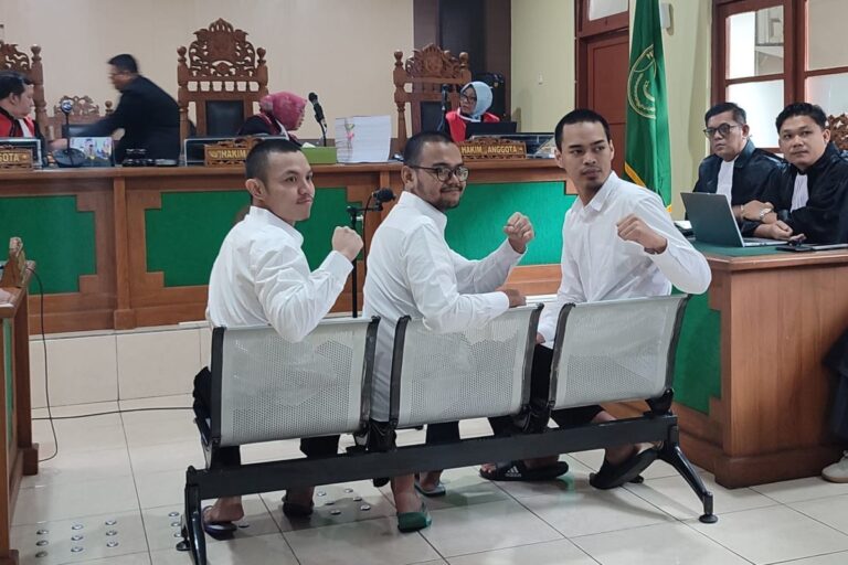 Kepolisian Tetap Proses Tiga Aktivis ke Meja Hijau, Restorative Justice Ditolak