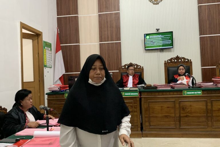 ART Curi Perhiasan dan Gamis Majikan Rp500 Juta, Hakim PN Surabaya Vonis 2,5 Tahun Penjara