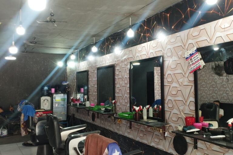 Pekerja Pangkas Medan Dianiaya dan Ditodong Pistol oleh Kelompok yang Ngaku Polisi