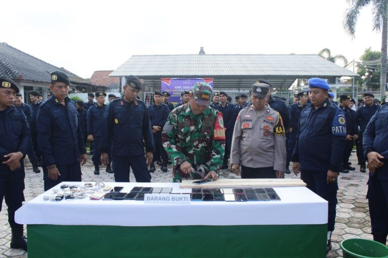 Sidak Mendadak di Lapas Subang, 33 Unit Ponsel Disita dari Tangan Warga Binaan
