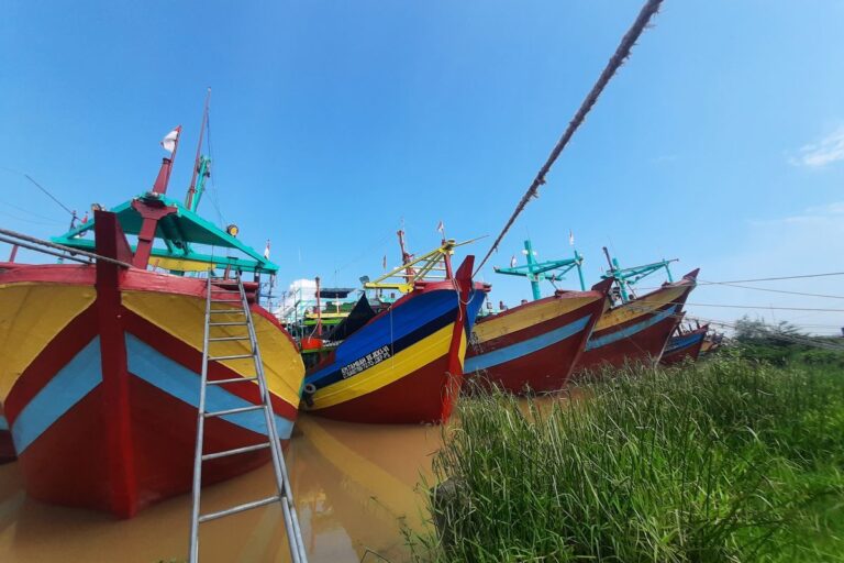 Hasil Tangkapan Tak Sebanding Biaya BBM, Nelayan Pati Kompak Mogok Melaut