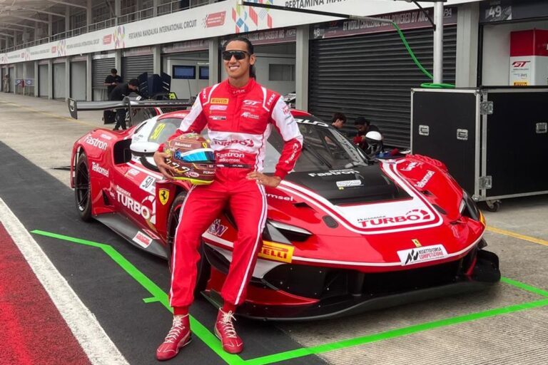 Sean Gelael Mulai Persiapan Akhir Jelang Balapan GT World Challenge Asia di Mandalika