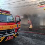 Kebakaran Gerai Indomaret di Jalan Gajah Mada Mataram, Warga Dengar Letupan Sejak Pagi