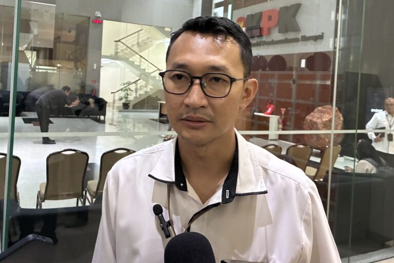 KPK Kembali Lelang iPhone XS Setelah Pembeli Rp 34 Juta Wanprestasi