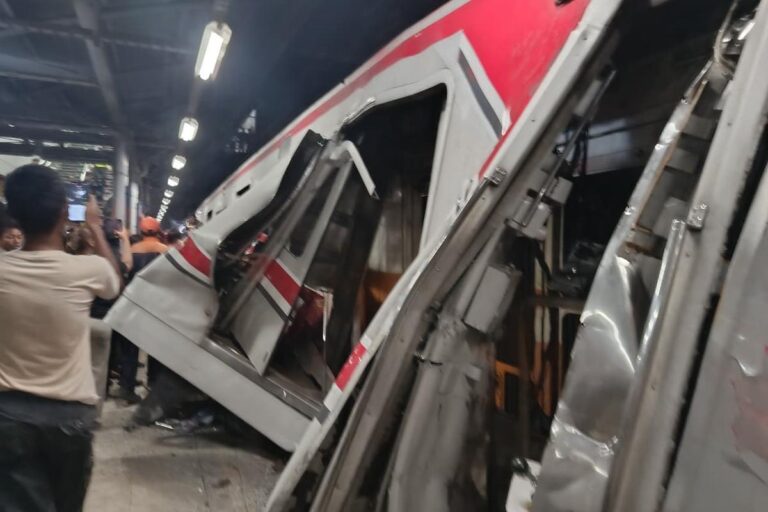 DPR Dorong KAI Modernisasi Sistem Proteksi Kereta Guna Hindari Tragedi Bekasi Terulang