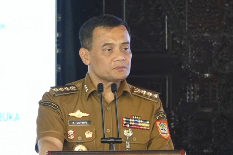 Warga Solo Resah Kera Liar Masuk Kampung, Gubernur Jateng Segera Koordinasi ke Kemen