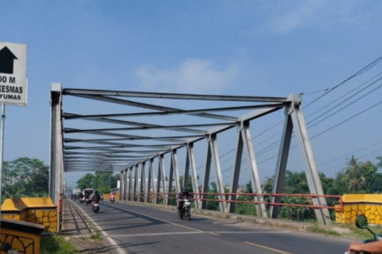 MJembatan Serayu Banyumas Ditutup Total untuk Perbaikan, Ini Jalur Alternatifnya