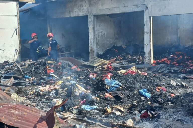 Api Hanguskan Ratusan Kios di Pasar Dwikora, Pematangsiantar Tetapkan Tanggap Darurat