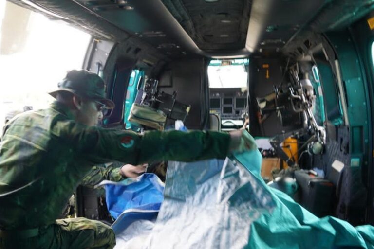 Jenazah Pilot AMA Air Tiba di Timika, Selanjutnya Akan Diberangkatkan ke Jakarta