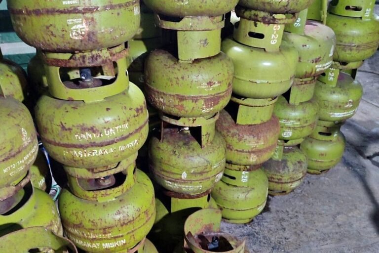 Warga Keberatan Pembatasan Elpiji 3 Kg Berbasis Desil, Data Disinggung Tidak Akurat