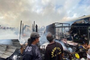 Kebakaran Hebat di Pasar Sepinggan Balikpapan, Puluhan Kios Pedagang Hangus