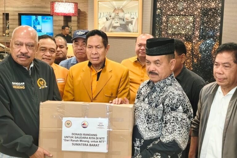 Gebu Minang Salurkan 3,6 Ton Rendang Siap Saji untuk Korban Gempa NTT