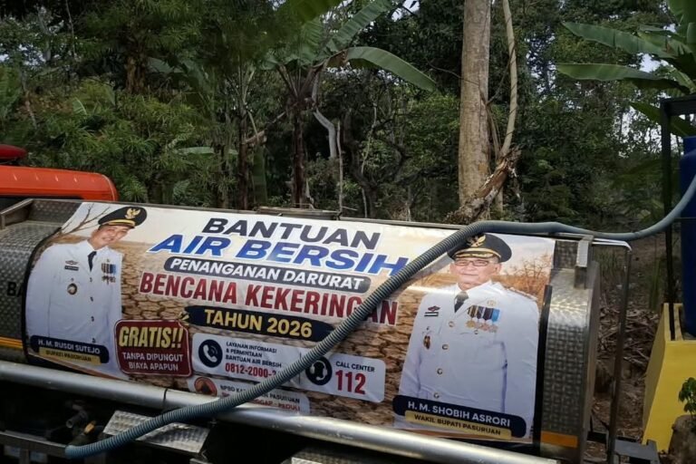 BPBD Pasuruan Salurkan 10.000 Liter Air Bersih per Hari untuk 12 Desa Terdampak Kekeringan
