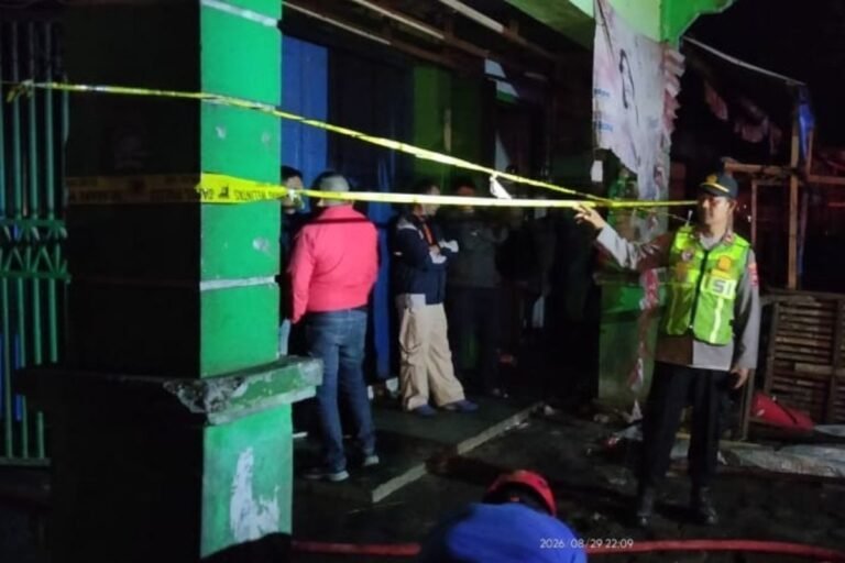 Kebakaran Hebat Pasar Belik Pemalang, 120 Kios dan 500 Lapak Hangus