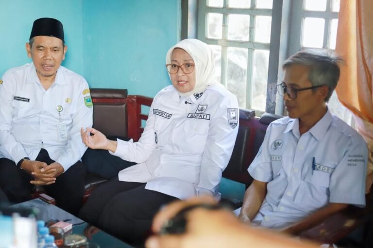 Pastikan Bantuan Tepat Sasaran, Pemkab Kebumen Dorong Perbaikkan Data Desil Warga di Tingkat Desa