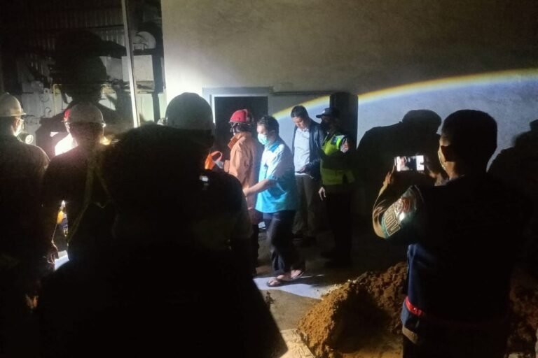 Ledakan Gemparkan Pabrik Bata Ringan Lamongan, 6 Korban Dilarikan ke Rumah Sakit