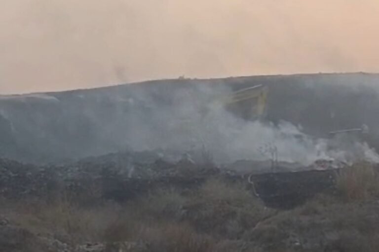 TPA Jatibarang Terbakar Lagi: Kebakaran Zona 3 Hanguskan Lahan 1.000 Meter Persegi